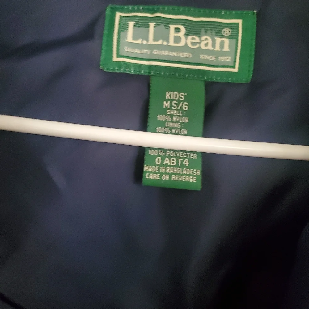 L.L. Bean Kids Red and Navy Puffer Jacket Size 5/6
